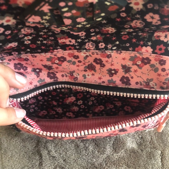 herschel herritage mini flower backpack - Picture 3 of 8